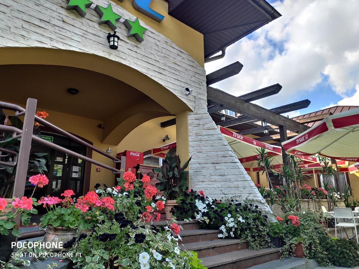 Hotel Marina Nielisz Экстерьер фото